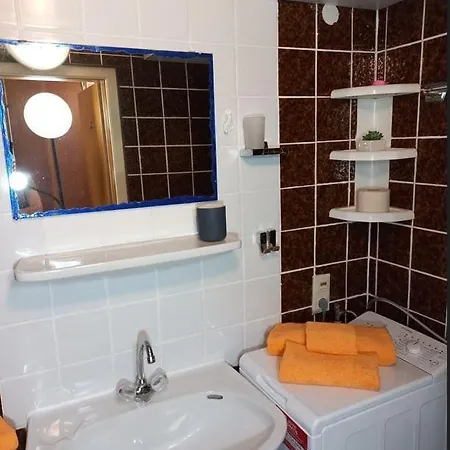 Apartment Helgas No 1