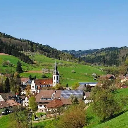 Helgas No 1 公寓 *